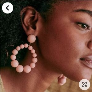 Sezane Charlie Earrings - beige, peach. Cute. A tad heavy for me; unworn by me.